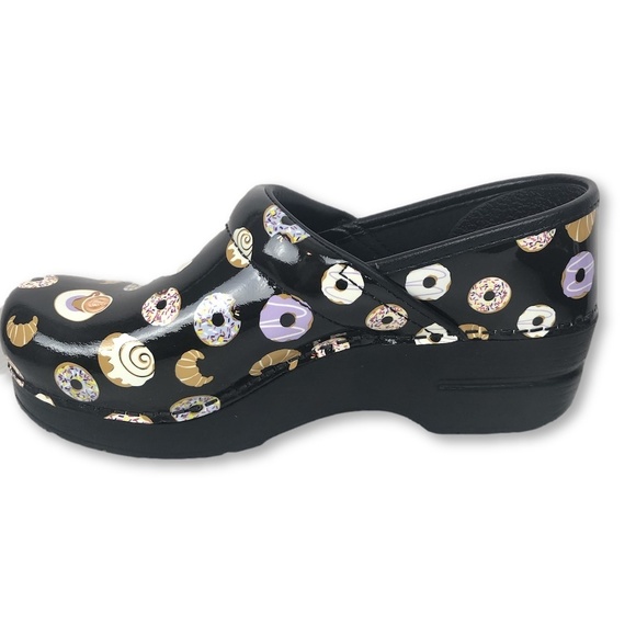 dansko donut clogs